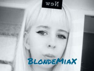 BlondeMiaX