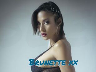 Brunette_xx