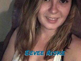 Eevee_Riske