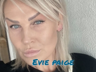 Evie_paige