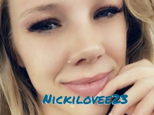 Nickilovee23