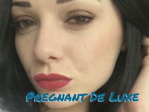 Pregnant_De_Luxe