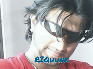 RIQhunk