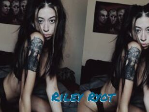 Riley_Ryot