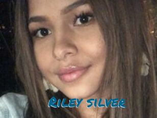 Riley_silver