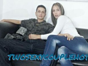 TWOSEXYCOUPLEHOT