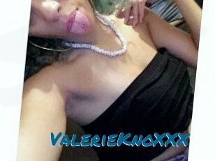 ValerieKnoXXX