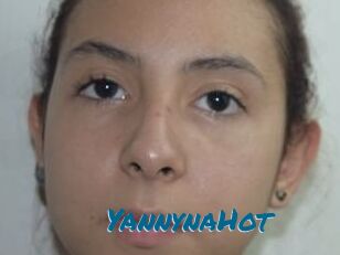 YannynaHot